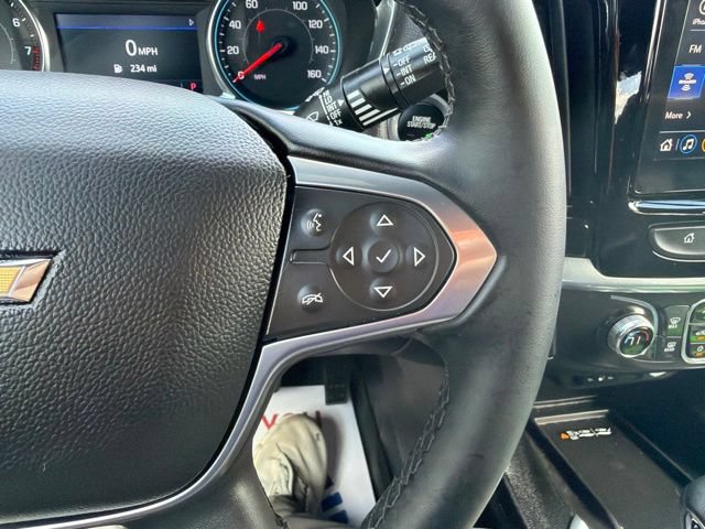 Used 2023 Chevrolet Traverse LT FWD image 27