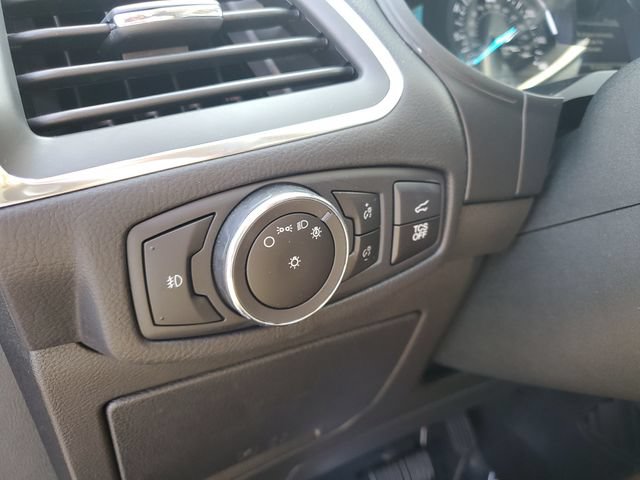 Used 2023 Ford Edge Titanium AWD/4WD image 16
