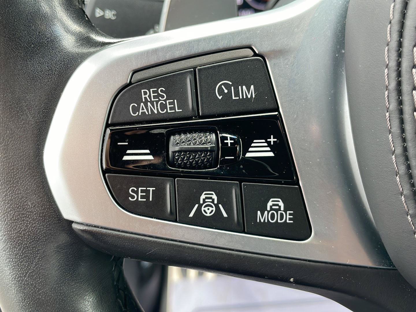 Used 2021 BMW X5 M50i AWD/4WD image 15