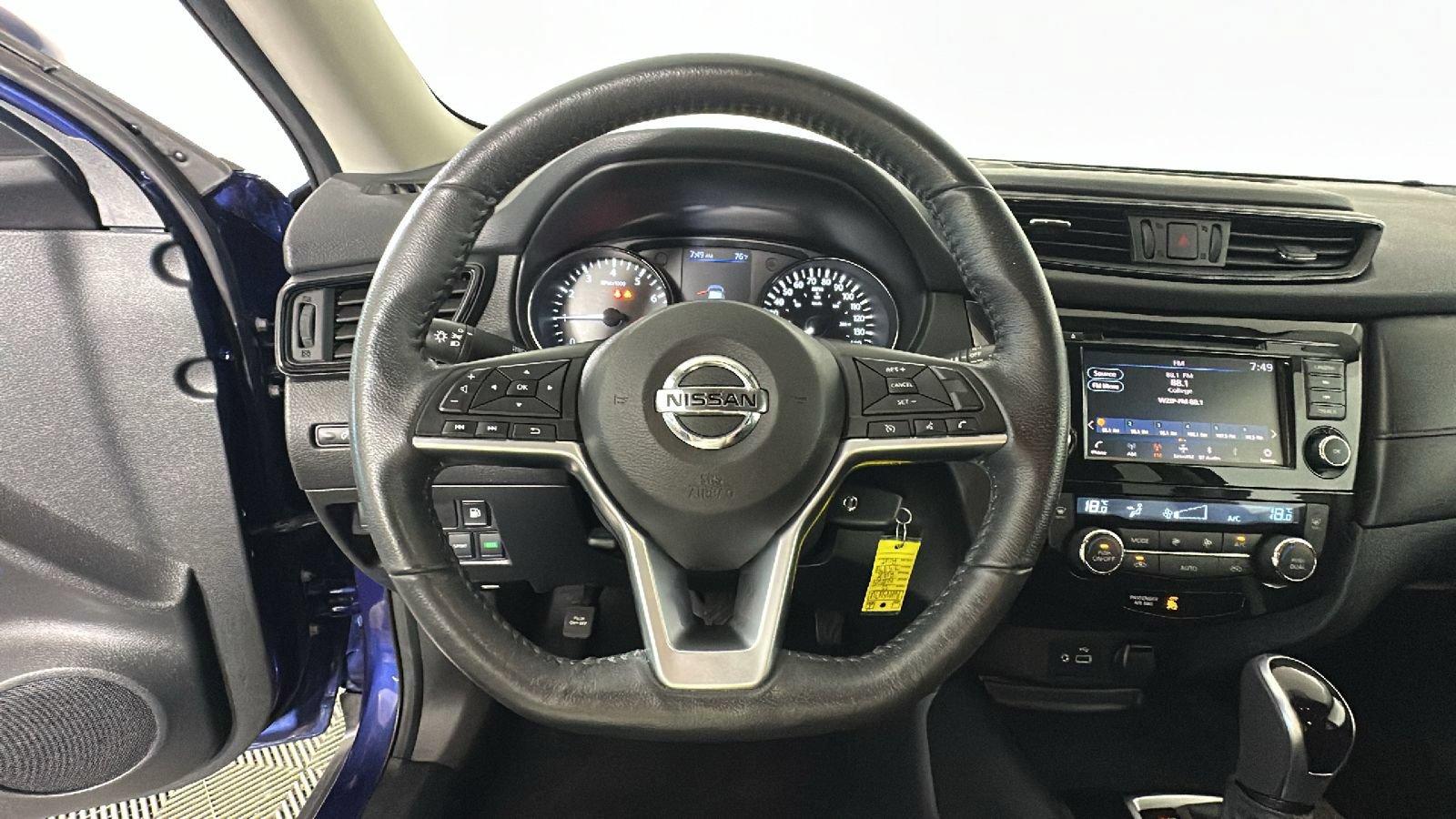Used 2020 Nissan Rogue S AWD/4WD image 13