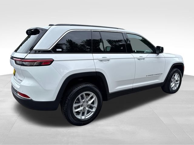 New 2026 Jeep Grand Cherokee Laredo AWD/4WD image 7
