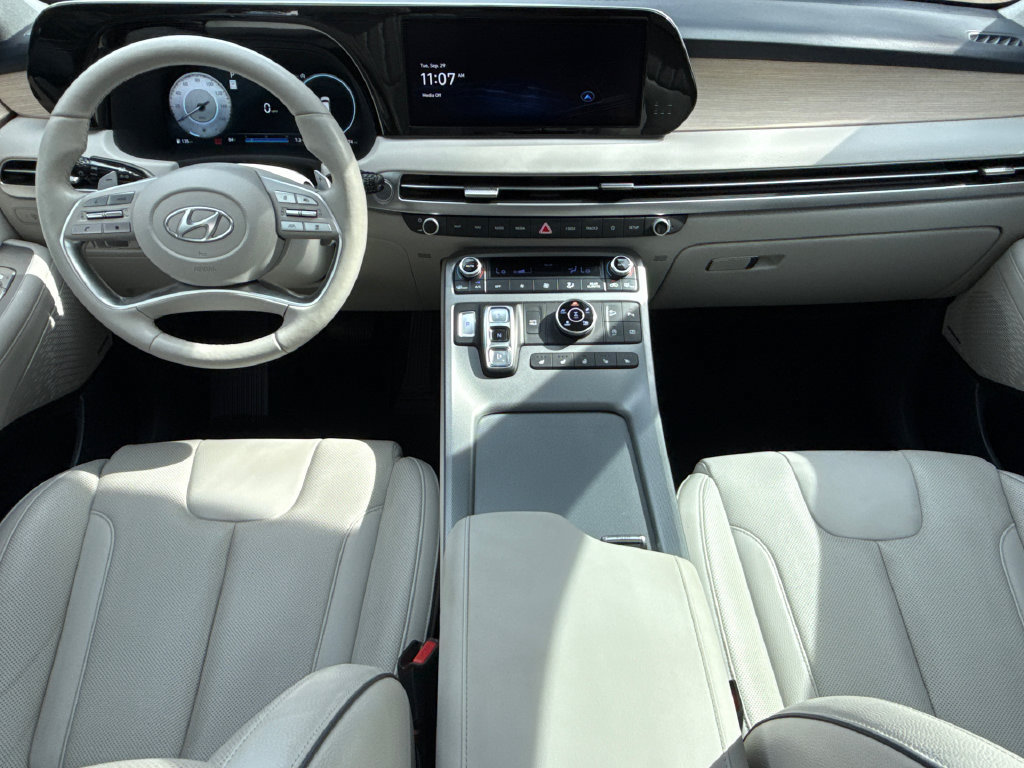 Used 2023 Hyundai Palisade Limited AWD/4WD image 11