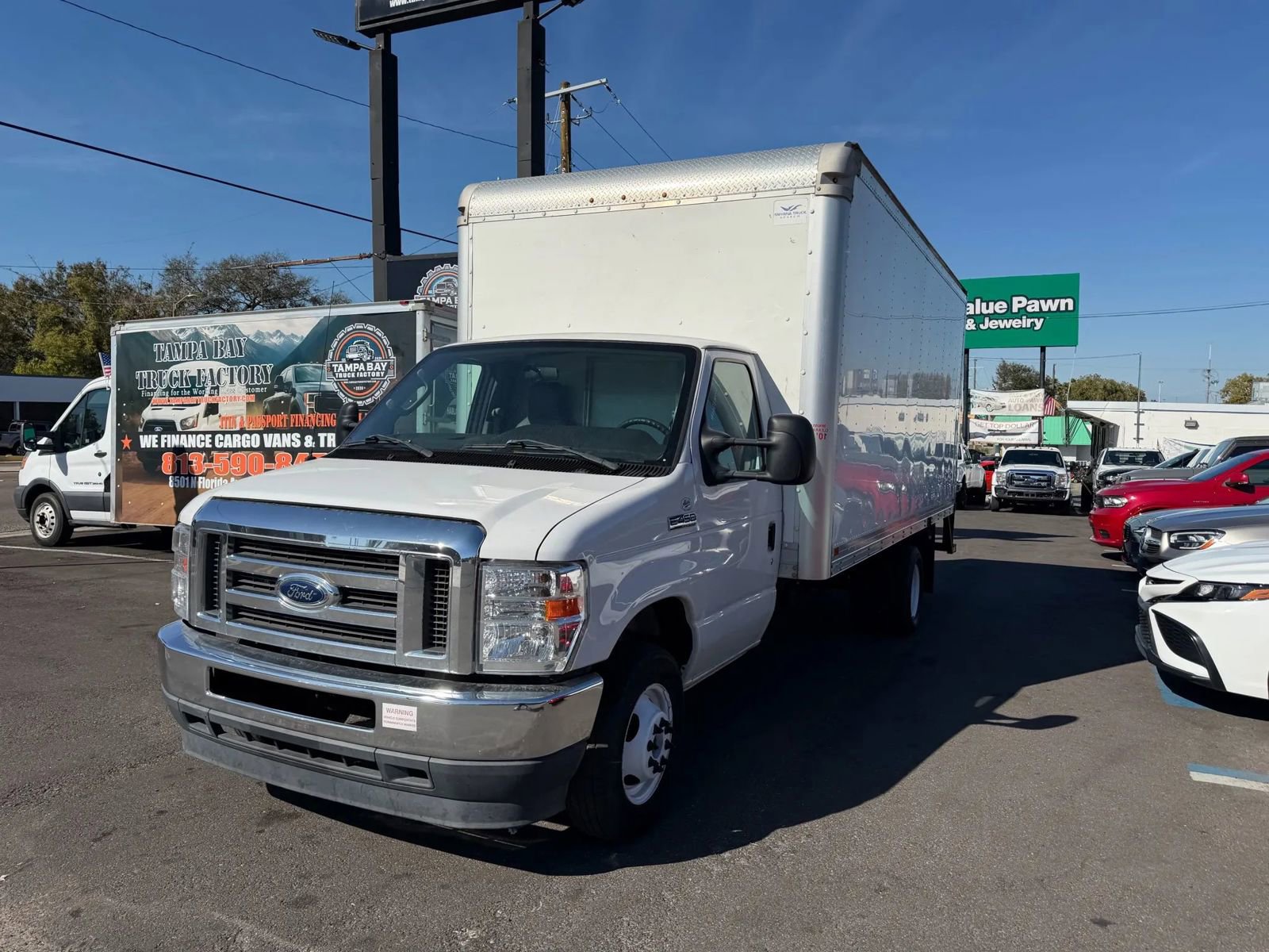 Used 2021 Ford E-450 and Econoline 450 Super Duty w/ Power Windows & Locks Group RWD image 3