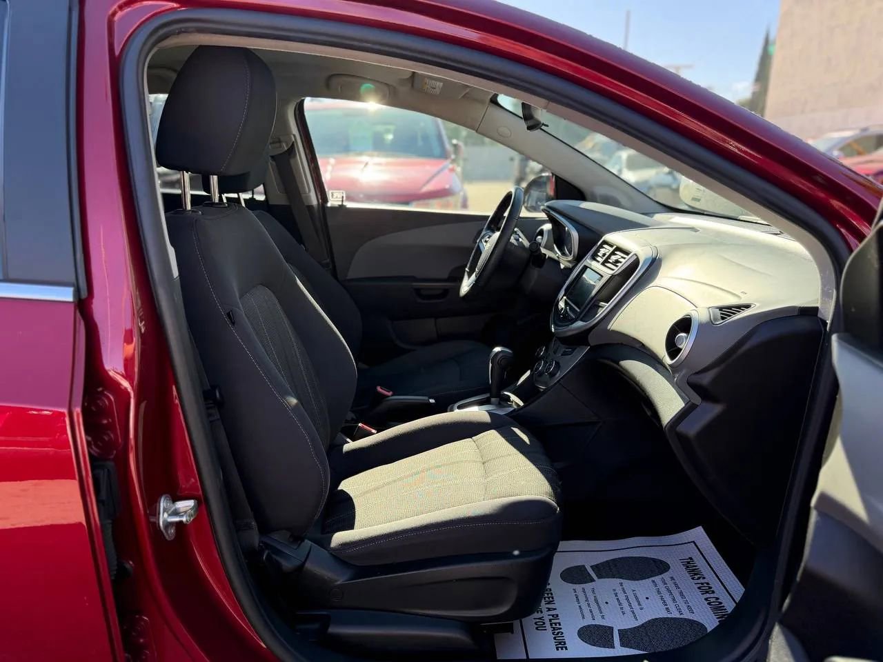 Used 2019 Chevrolet Sonic LT w/ Convenience Package image 33