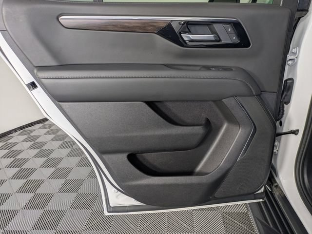 Certified 2025 Chevrolet Tahoe LS AWD/4WD image 25