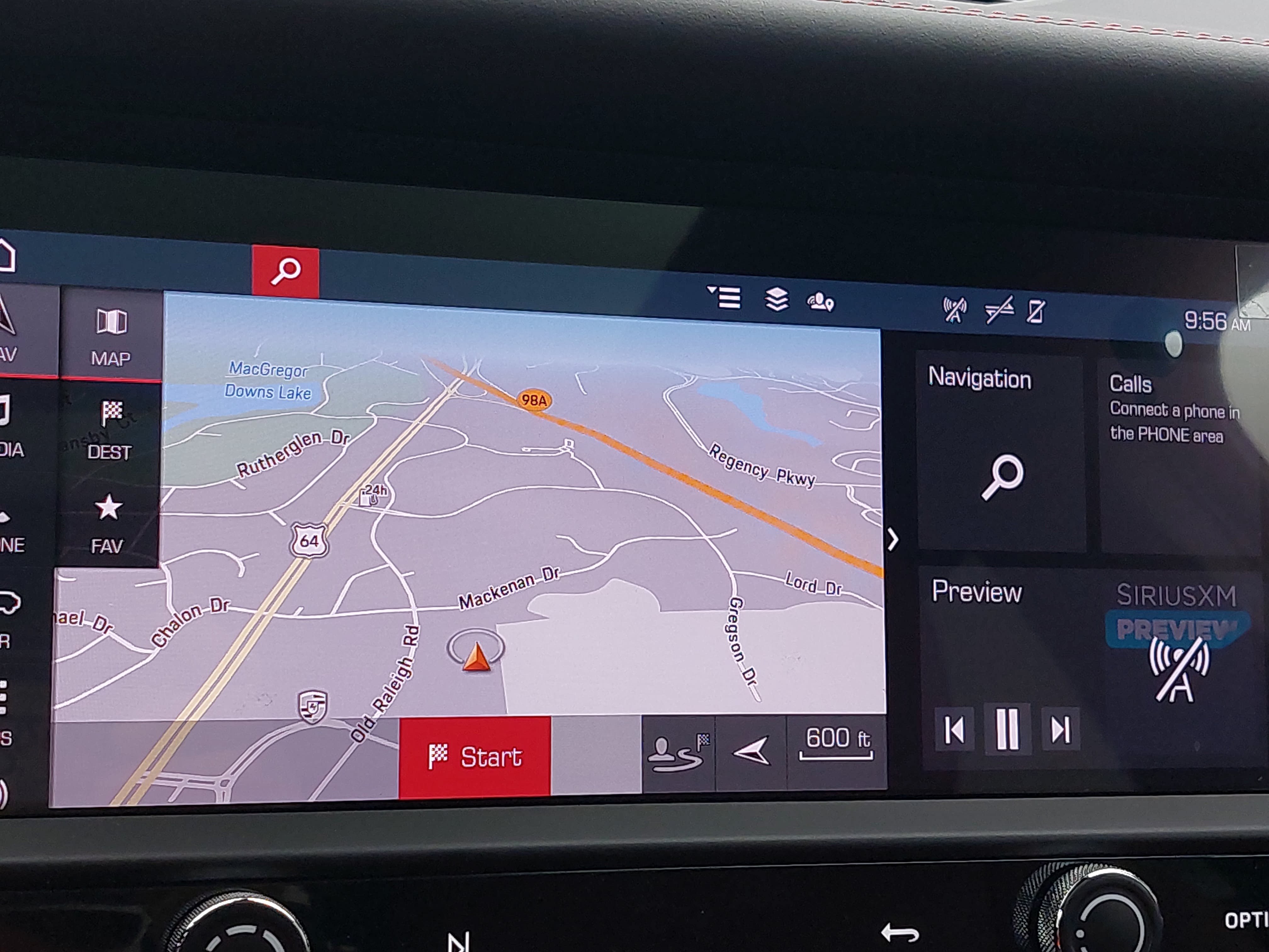Certified 2025 Porsche Macan AWD/4WD image 25