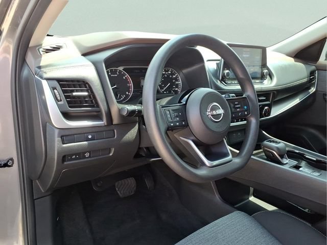 Used 2023 Nissan Rogue SV AWD/4WD image 13