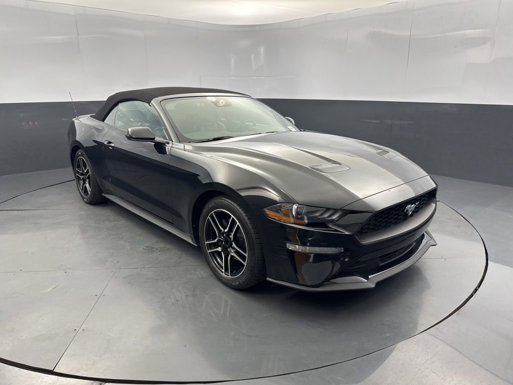 Used 2022 Ford Mustang Premium RWD image 7