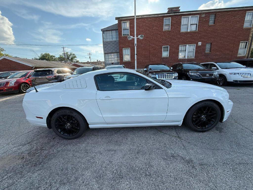 Used 2014 Ford Mustang Coupe w/ Equipment Group 102A image 6