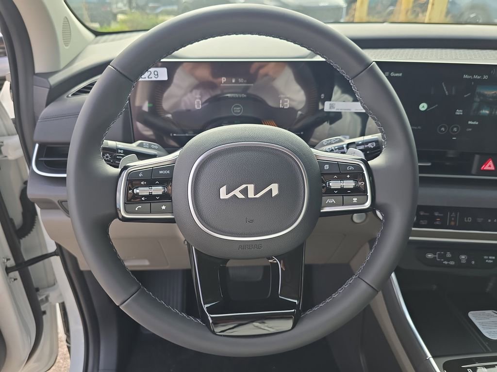 New 2026 Kia Carnival EX image 31
