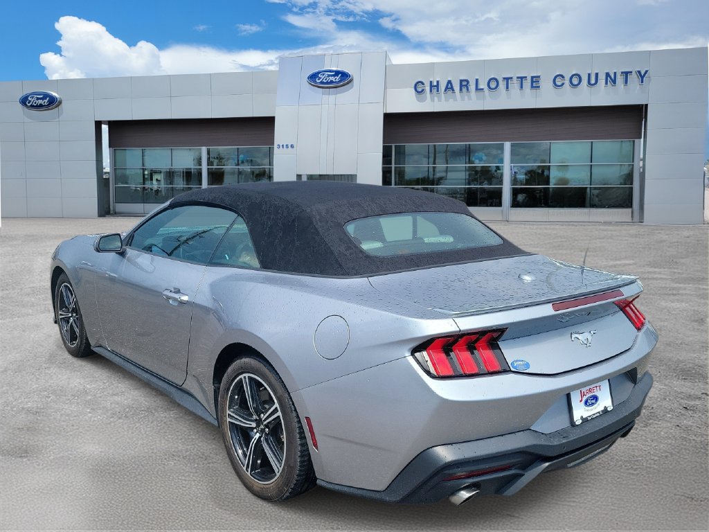 Used 2024 Ford Mustang Premium RWD image 3