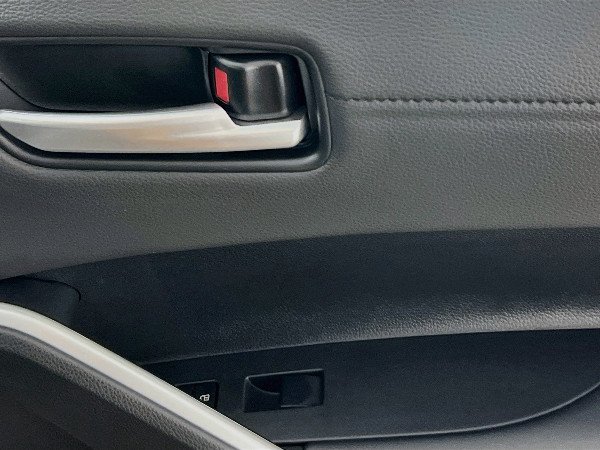 New 2026 Toyota Corolla Cross AWD Hybrid image 31