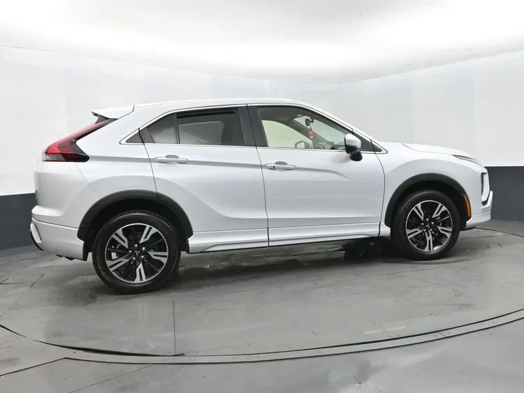 Used 2025 Mitsubishi Eclipse Cross SEL image 4