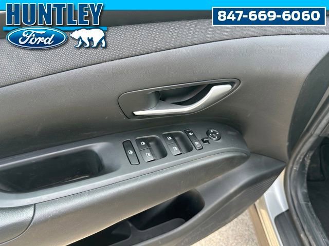 Used 2023 Hyundai Tucson SEL w/ Convenience Package image 17