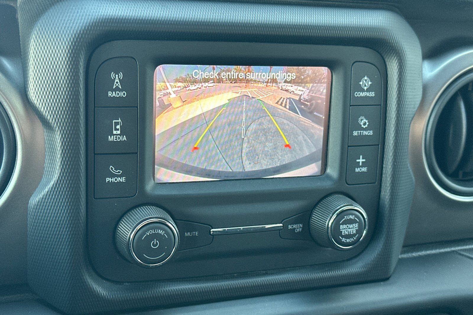 Used 2020 Jeep Wrangler Sport image 20