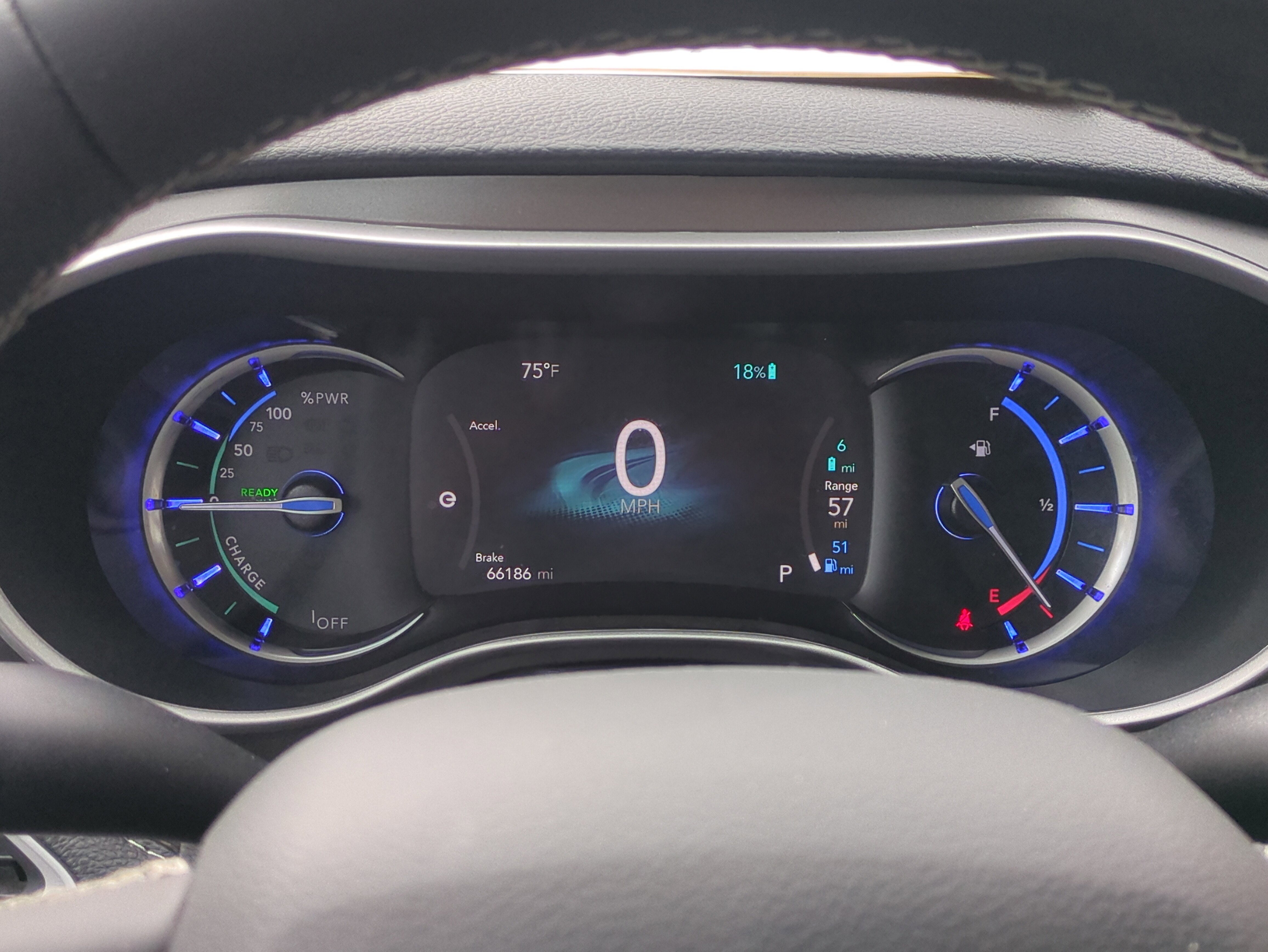 Certified 2024 Chrysler Pacifica Select image 29