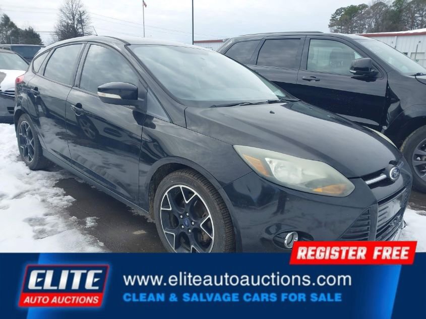 Used 2013 Ford Focus SE image 1