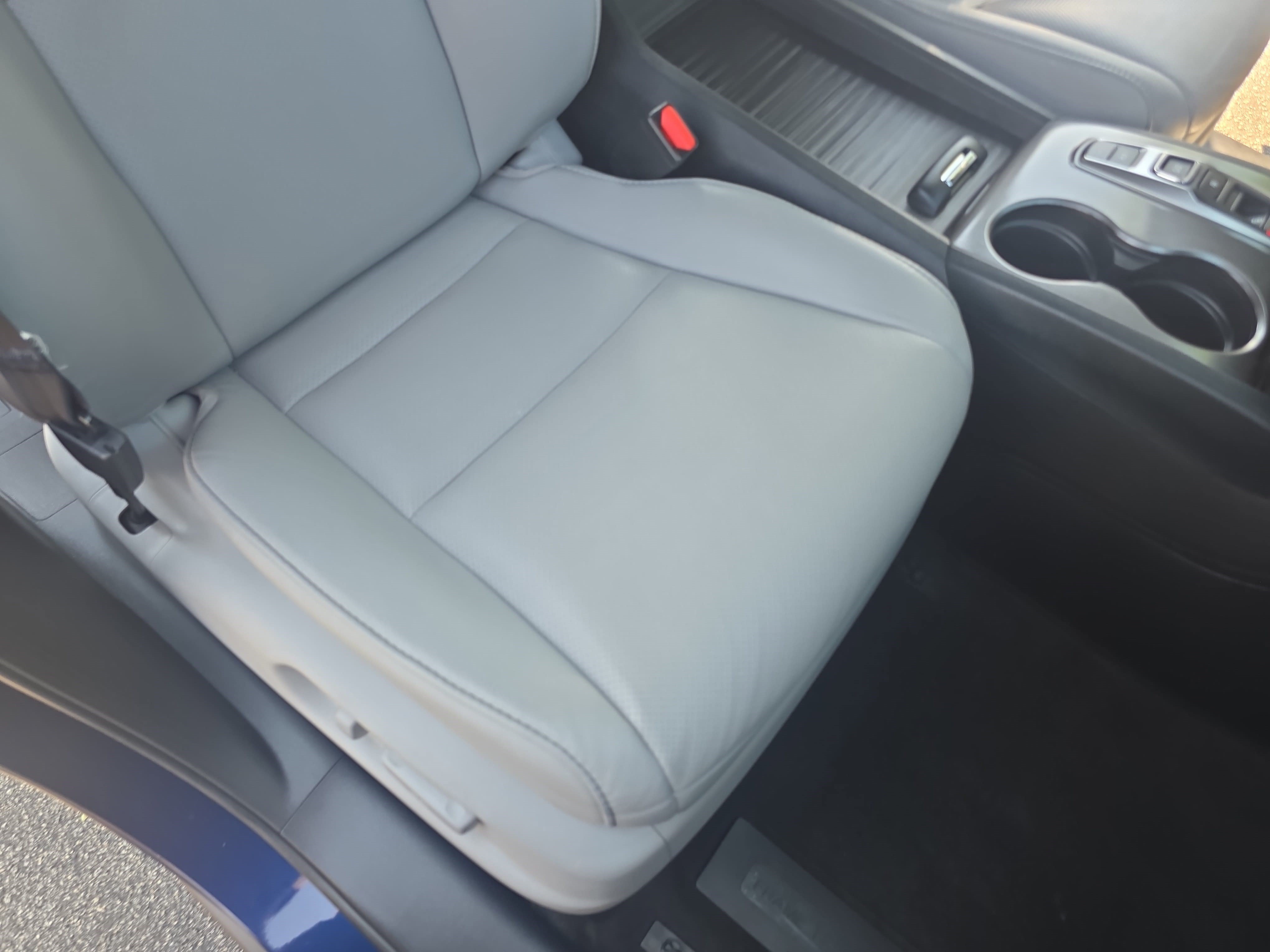 Used 2023 Honda Passport EX-L image 10
