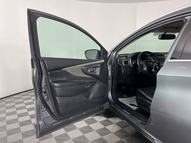 Used 2017 Nissan Murano SL w/ SL Technology Package image 16