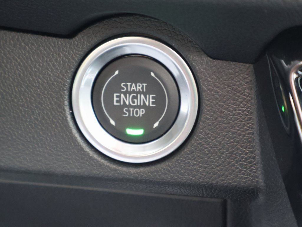 New 2026 Chevrolet Traverse LT w/ Sun and Wheel Package image 20