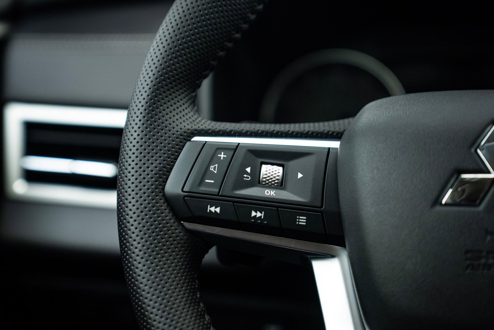 New 2026 Mitsubishi Outlander SE image 14