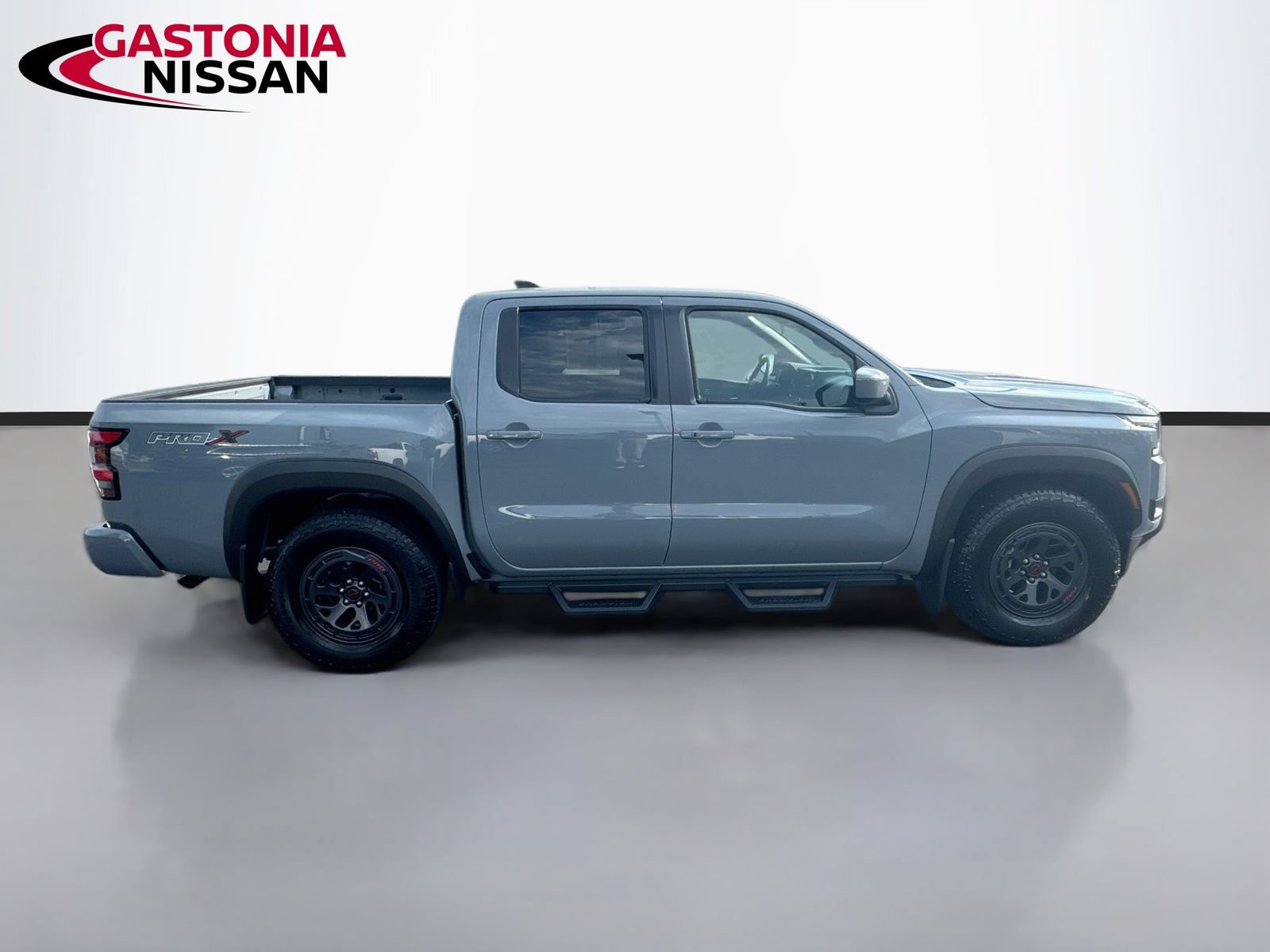 Used 2025 Nissan Frontier Pro-X RWD image 10