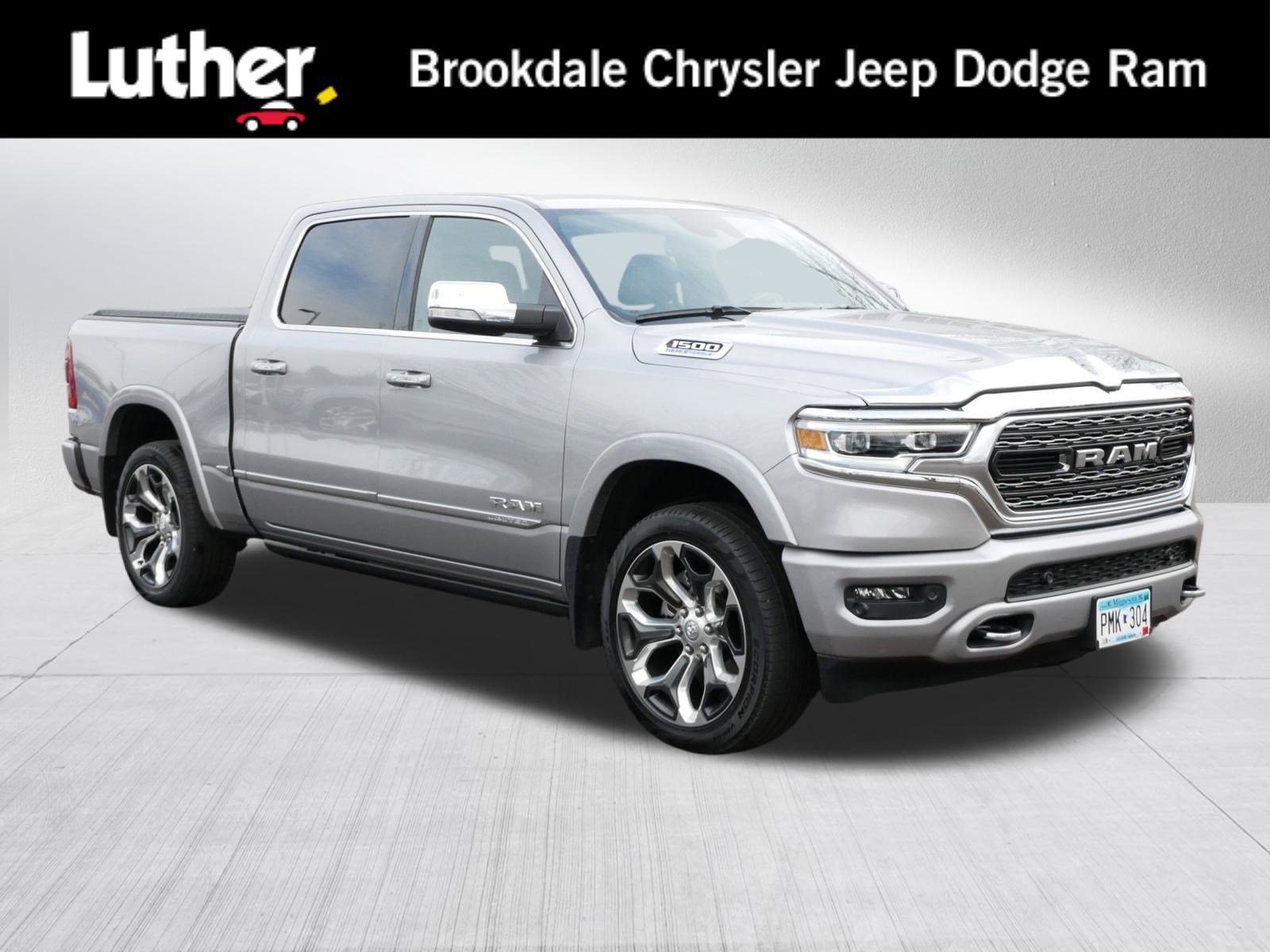 Used 2022 RAM 1500 Limited w/ Body Color Bumper Group image 1