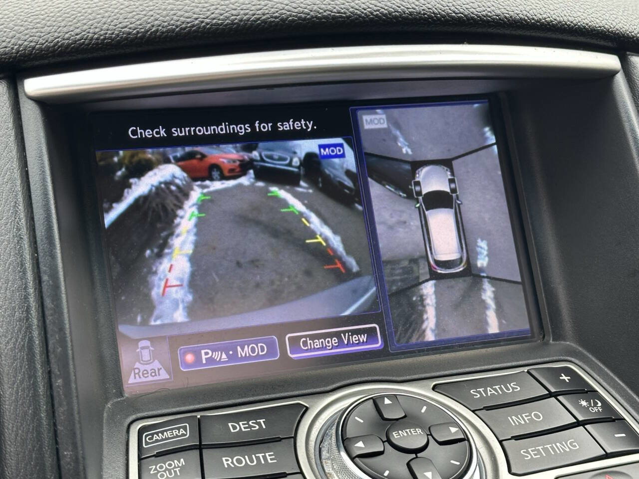 Used 2016 INFINITI QX50 AWD w/ Premium Plus Package image 16