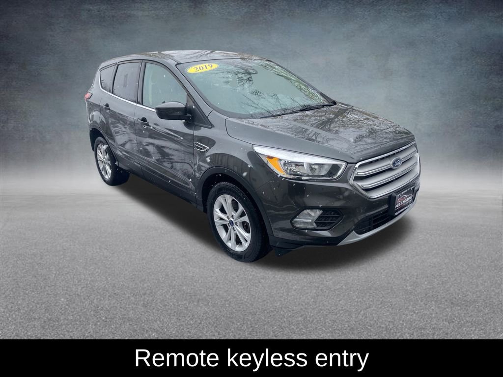 Used 2019 Ford Escape SE image 9