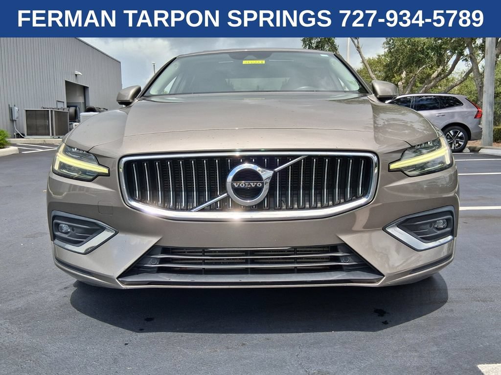 Used 2019 Volvo S60 T5 Inscription FWD image 2