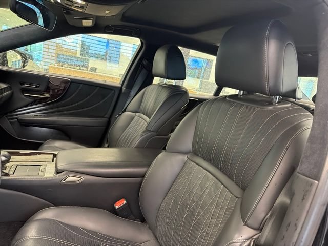 Used 2018 Lexus LS 500 w/ Interior Upgrade Package RWD image 6
