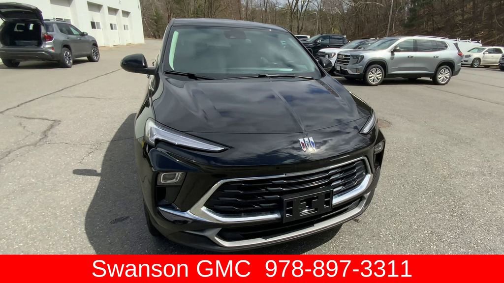 Used 2024 Buick Encore GX Preferred image 3