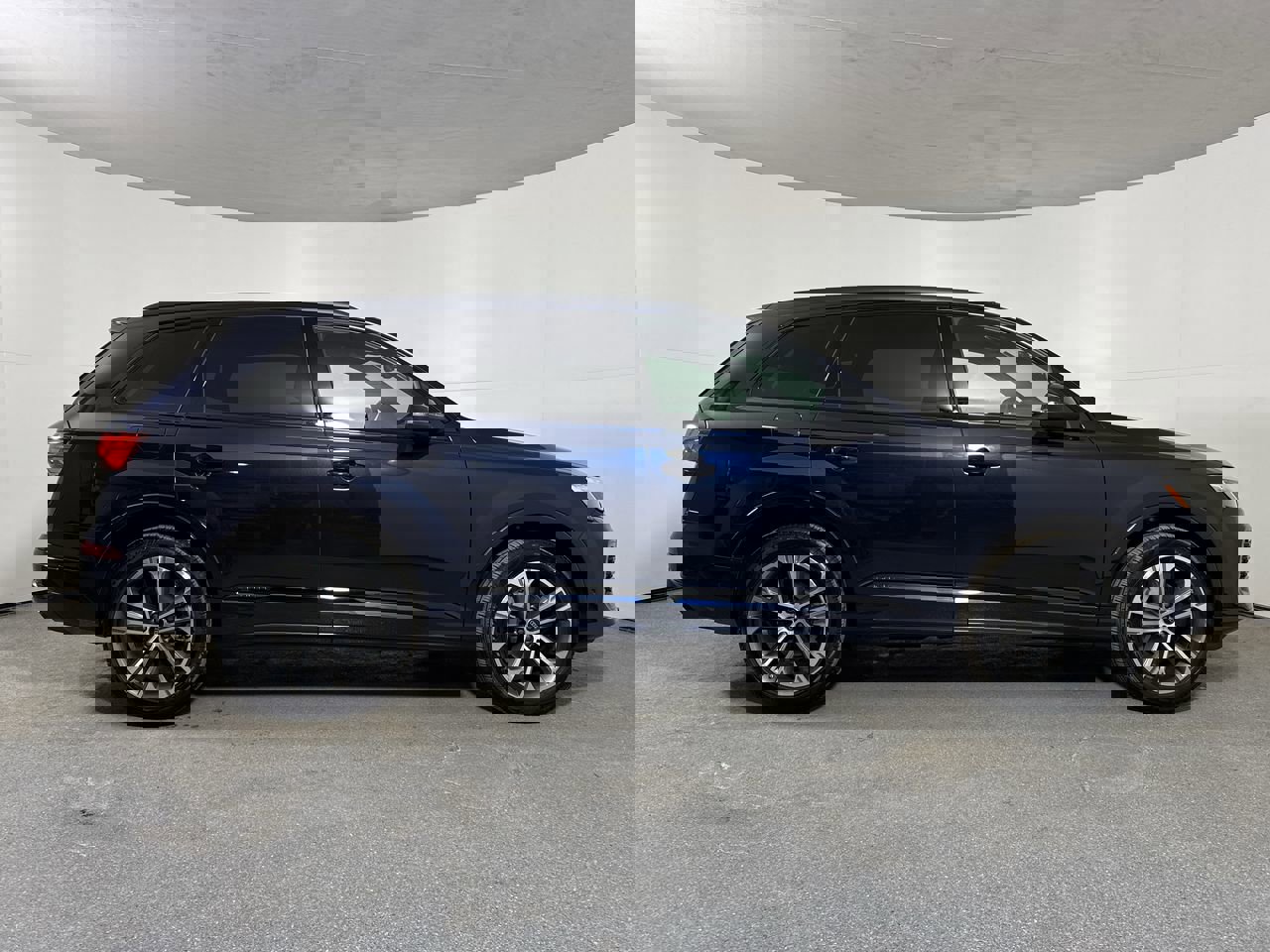 Used 2025 Audi Q7 2.0T Premium Plus w/ Premium Plus Package image 38