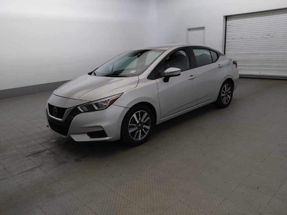 Used 2020 Nissan Versa SV FWD image 2