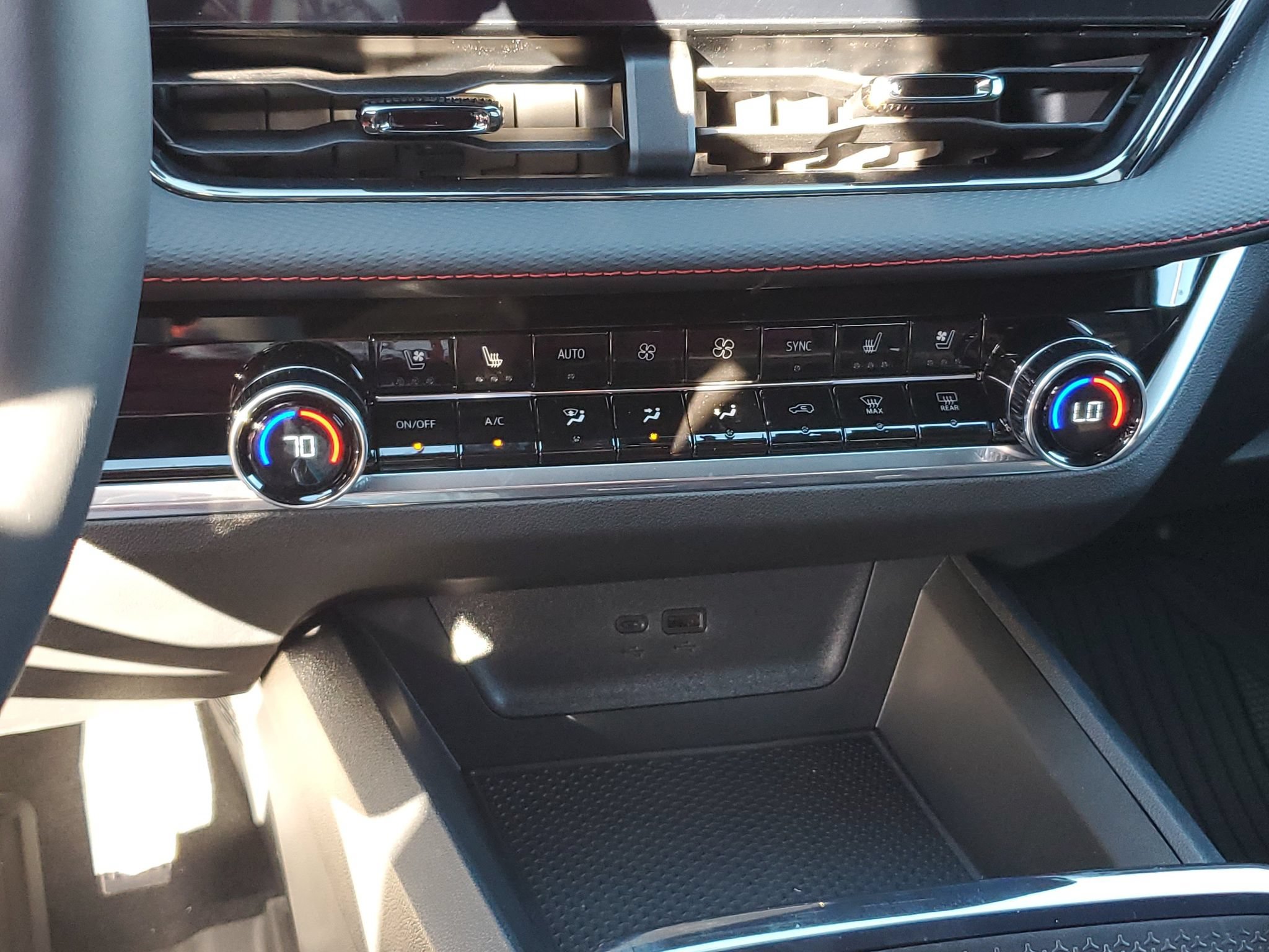 New 2027 Chevrolet Equinox RS w/ Safety and Technology Package AWD/4WD image 26