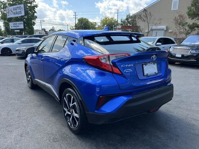 Used 2018 Toyota C-HR XLE FWD image 4