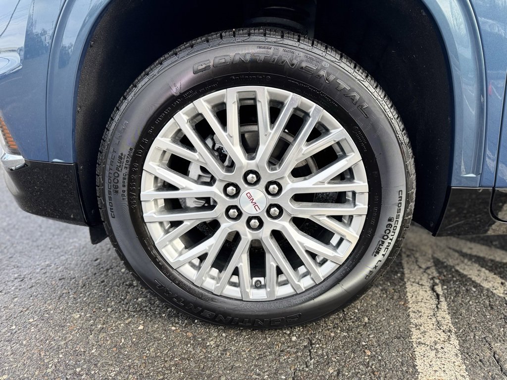 Used 2024 GMC Acadia Denali w/ LPO, Floor Liner Package image 3