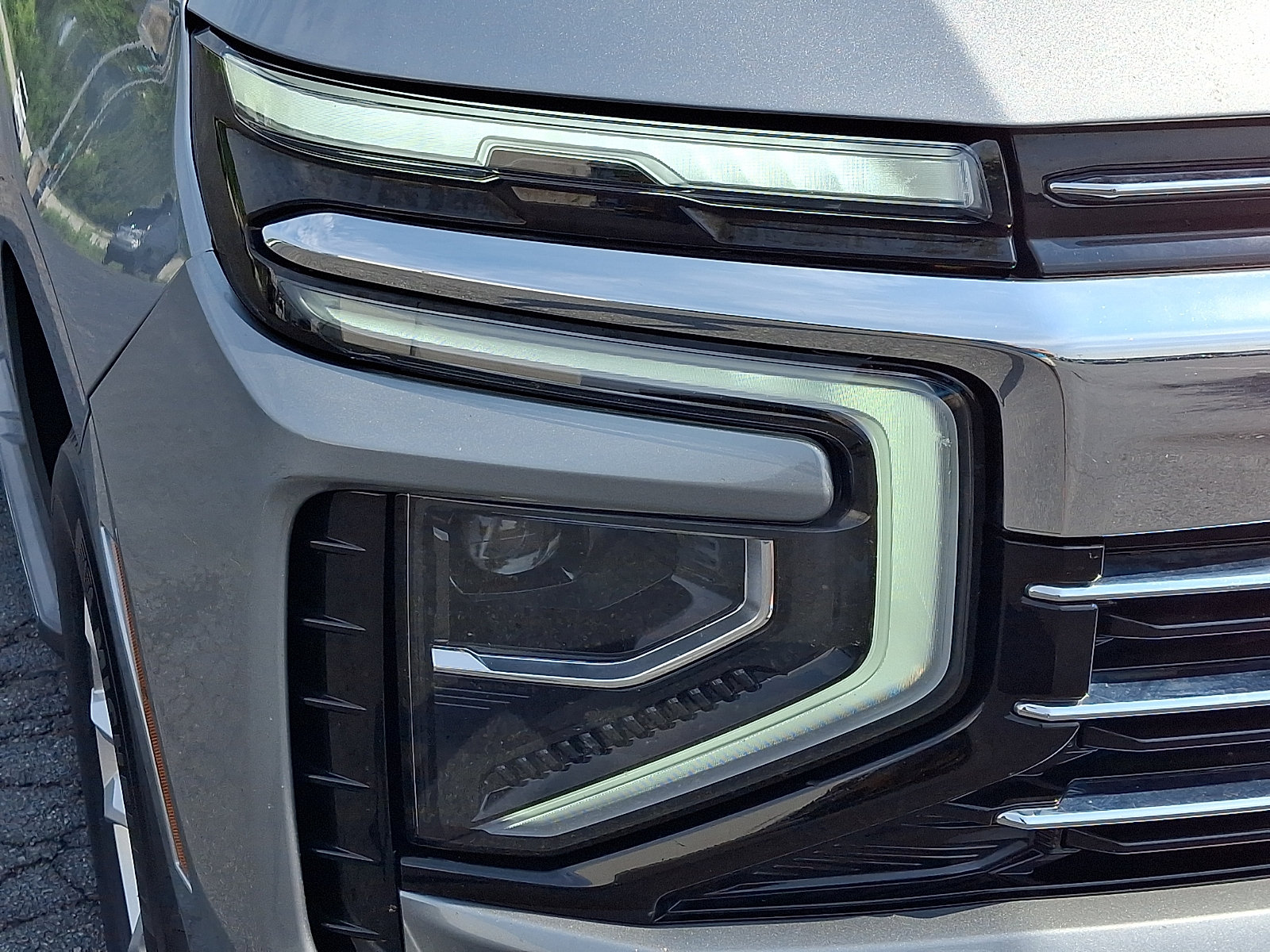 Certified 2025 Chevrolet Tahoe LT AWD/4WD image 9