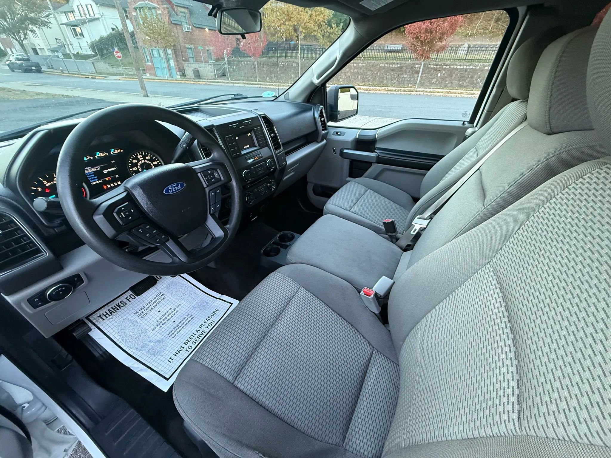 Used 2017 Ford F150 XLT w/ Trailer Tow Package image 24