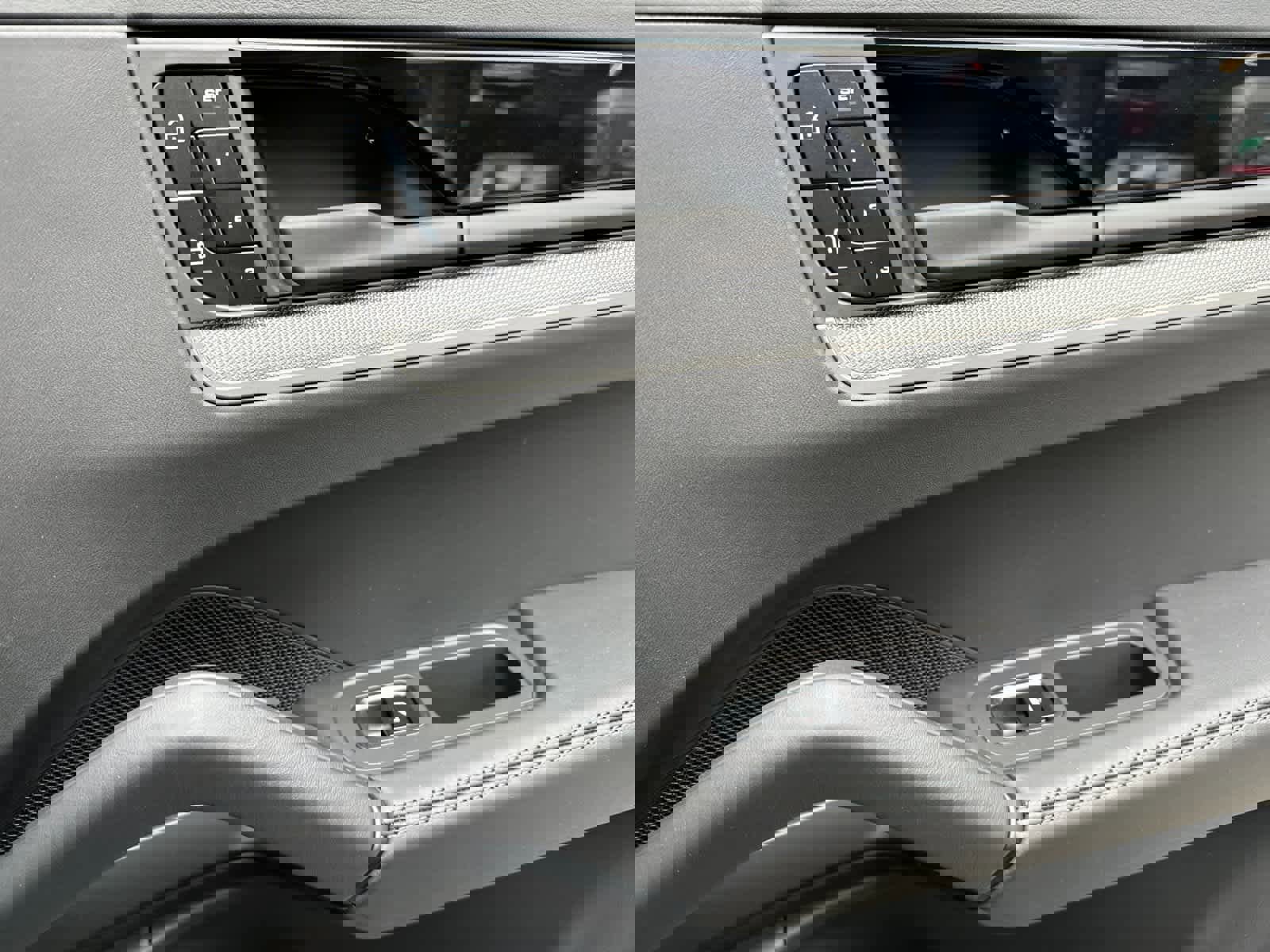 New 2026 Porsche Cayenne S image 19