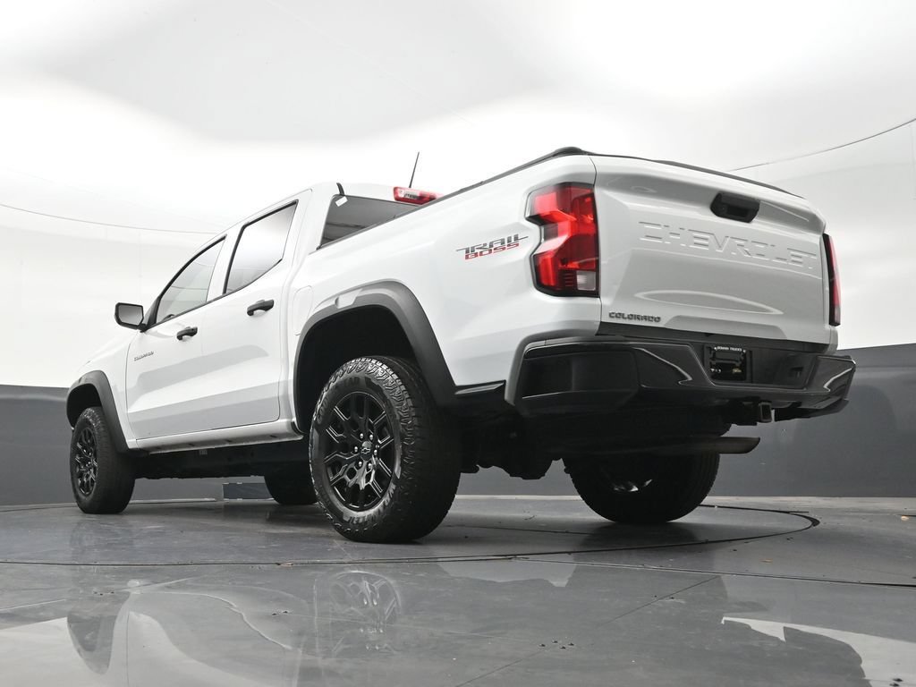 Used 2023 Chevrolet Colorado Trail Boss w/ Advanced Trailering Package AWD/4WD image 30
