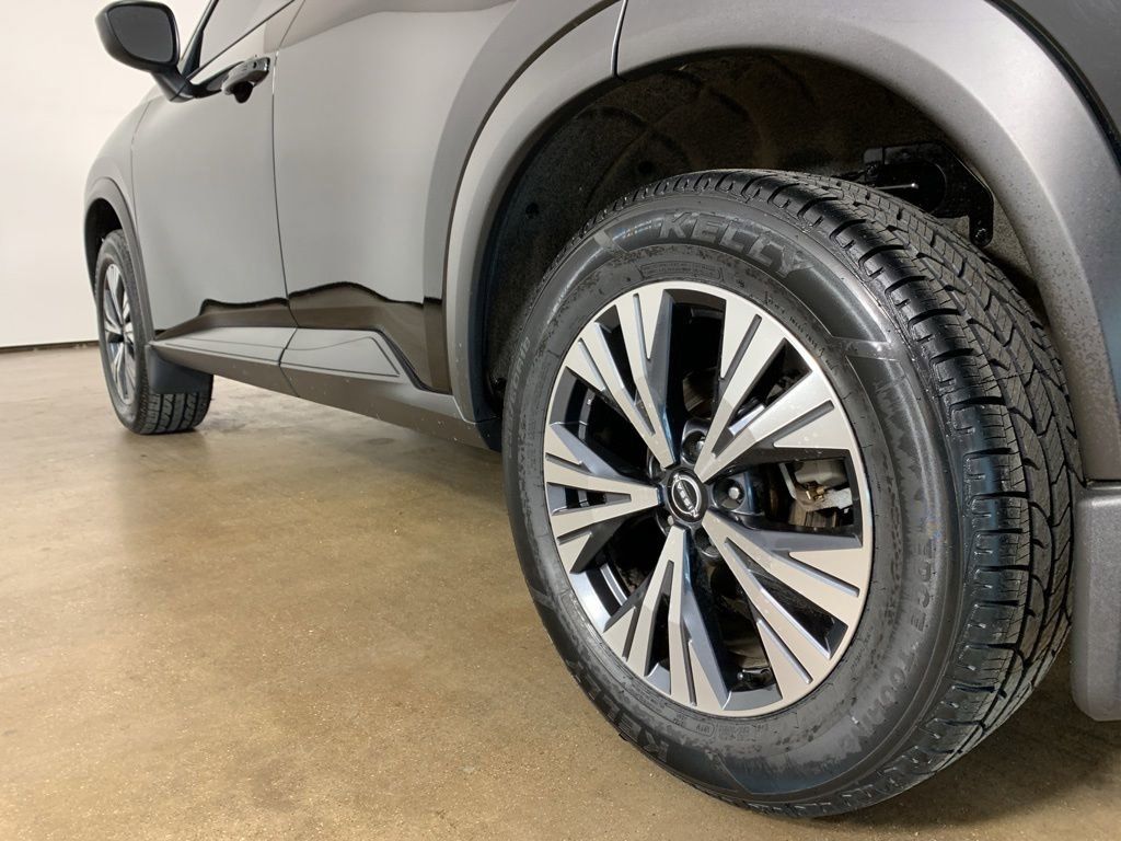Used 2023 Nissan Rogue SV AWD/4WD image 15