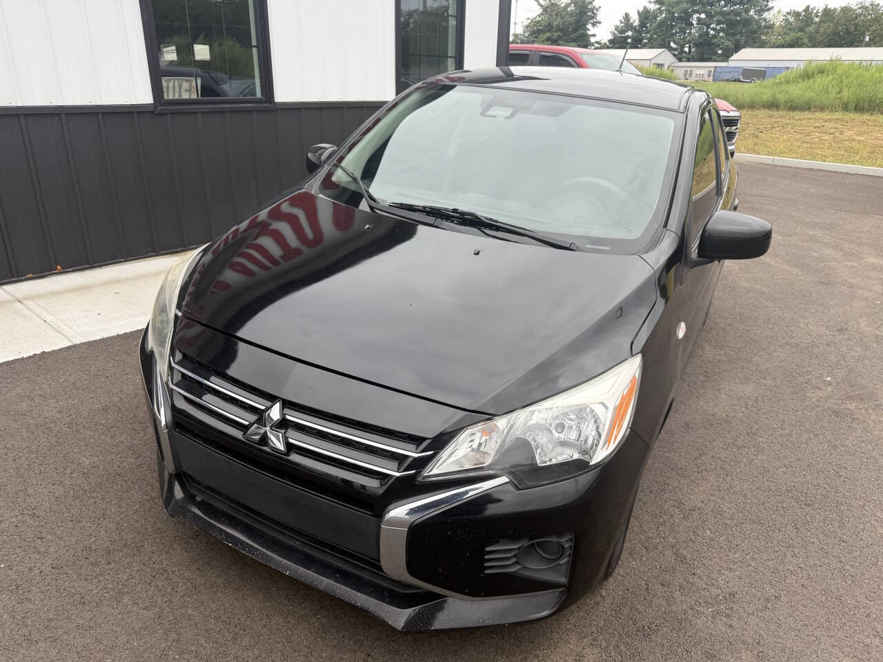 Used 2021 Mitsubishi Mirage LE image 2