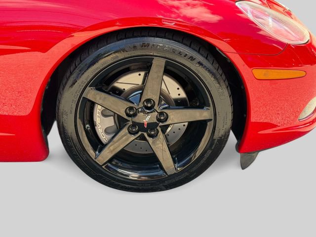 Used 2005 Chevrolet Corvette Coupe w/ Preferred Equipment Group RWD image 10