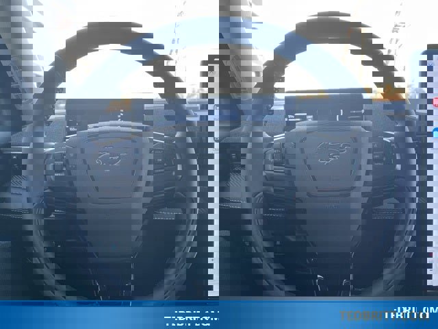 Certified 2025 Ford Mustang Mach-E Premium image 27