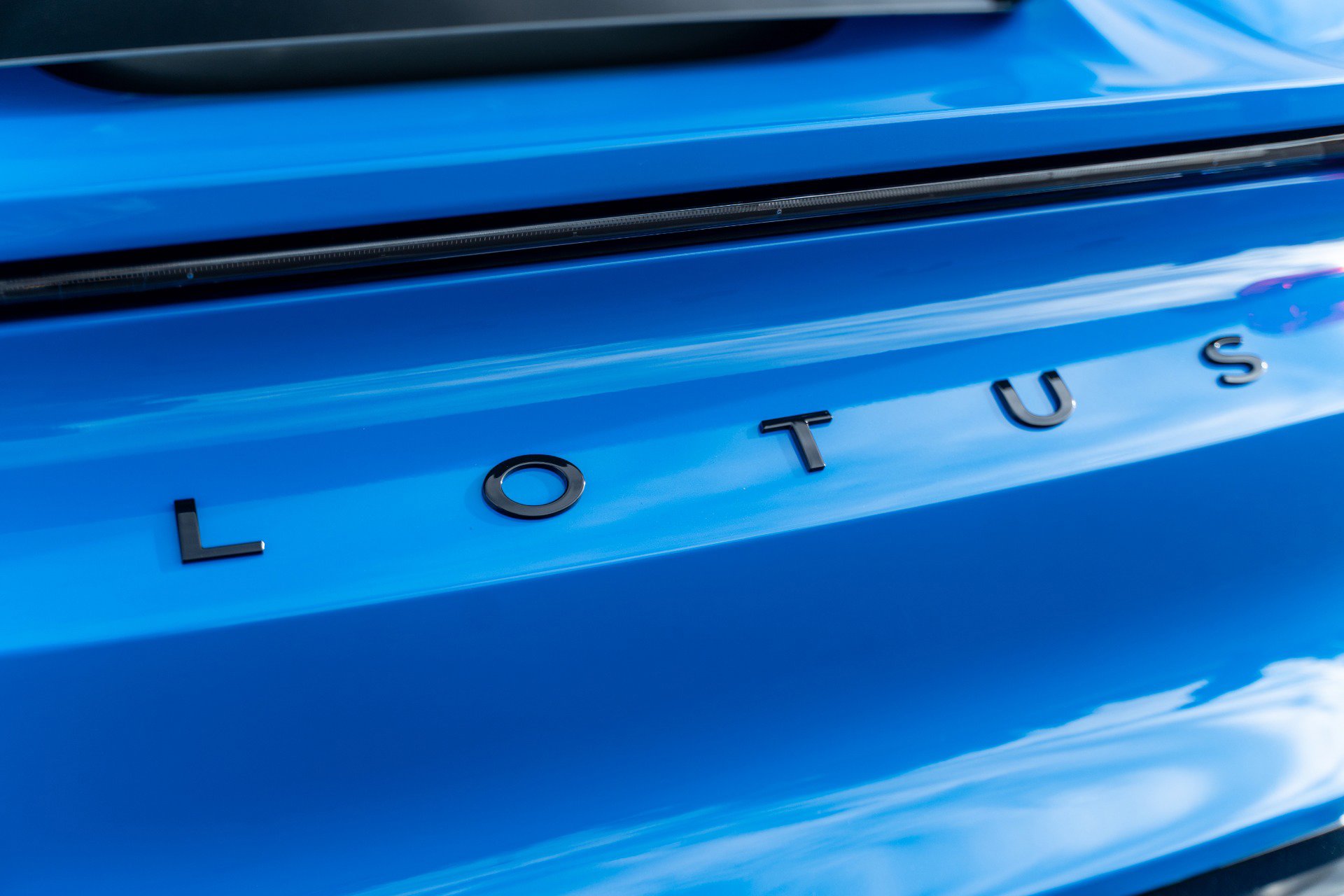 New 2026 Lotus Emira SE image 16