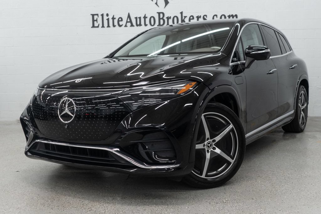 Used 2023 Mercedes-Benz EQS 580 4MATIC SUV image 44