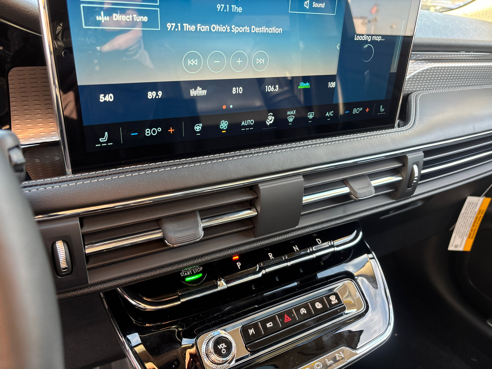 New 2026 Lincoln Corsair Reserve w/ Rear Removable Package Tray image 21