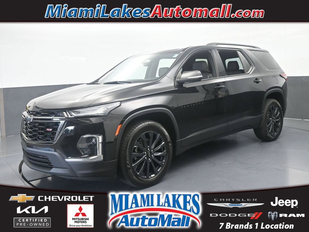 Used 2023 Chevrolet Traverse RS