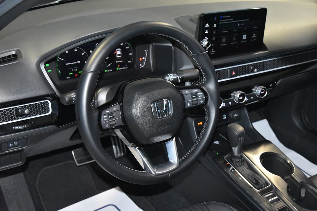 Used 2025 Honda Civic Sport Touring image 2